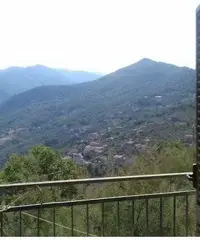 Privato vende immobile indipendente