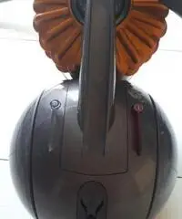 Aspirapolvere ciclonica Dyson