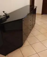 Sala da pranzo completa