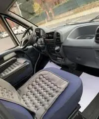 Camper semintegrato pannelli solar accetto permute