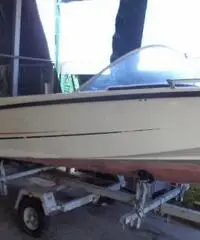 Barca con carrello ma senza motore