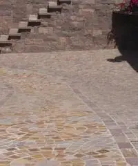 Pavimentazioni in porfido e pietra naturale