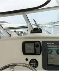 Boston Whaler 305 Conquest
