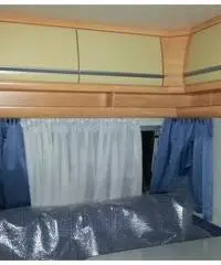 Caravan fendt 420 bianco