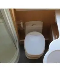 Camper Laika Kreos 3001 mansardato IVECO garage