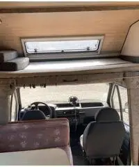 CAMPER POKER 106 FORD2.5D DEL 1993 POSTI letto 5