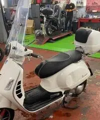 Piaggio Vespa 300 GTS - 2018