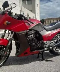 Kawasaki gpz 900r (zx900a1)