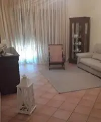 Appartamento.mansarda.terrazzo--Casette d'ete