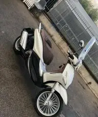 Piaggio Beverly 300 - 2011