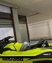 Moto d'acqua seadoo 300 tx