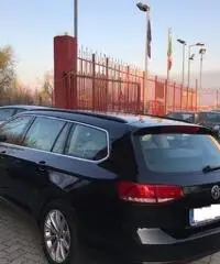 VOLKSWAGEN Passat Variant 2.0 TDI DSG Comfortlin