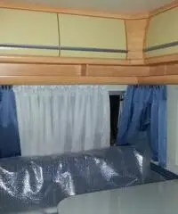 Caravan fendt 420 bianco