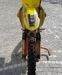 Suzuki RMZ 250 - 2015