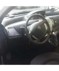 Lancia y Diva full optional - Siracusa