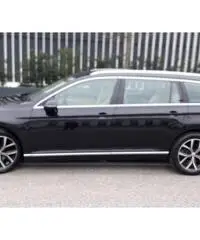 Volkswagen passat variant 2.0 TDI DSG