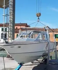 Imbarcazione hi-speed