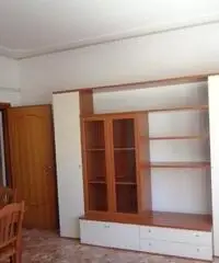 Soleggiato appartamento quartiere servitissimo