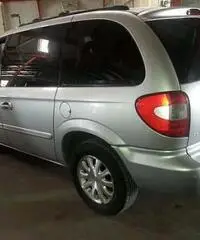 Chrysler Voyager 2.5 crd