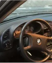 Bmw 318 berlina 1991 km origi