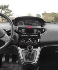 Lancia Ypsilon elefantino Seminuova