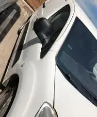 Peugeot coibentato anno 2009