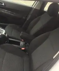 PEUGEOT 5008 aut 7 posti ev - 2010