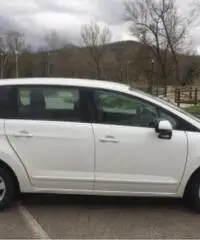 PEUGEOT 5008 aut 7 posti ev del 2010