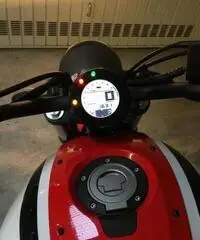 Yamaha XSR 700 - 2020 Dynamic White - 35 kw - A2