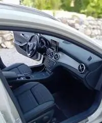 Mercedes gla 180 sport premium