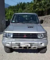 MITSUBISHI Pajero ('82-'00) - 2000