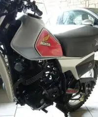 Honda XLR 125 - 1983