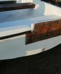 Barca in vetroresina