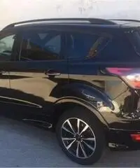 FORD Kuga 1.5 TDCI 120 CV S&S 2WD ST-Line