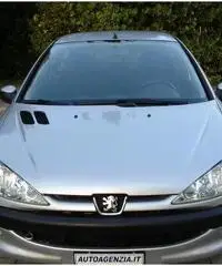 PEUGEOT 206 1.4 HDi 3p. XT