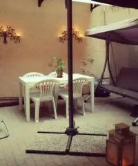 vendesi appartamento con terrazzina