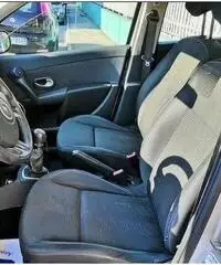 RENAULT Clio 1.5 dci 85cv NAVI 5P NUOVA CERTIFICAT