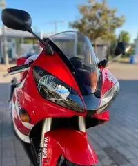 Yamaha r1