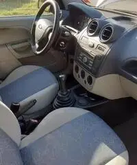 FORD Fiesta 5ª serie - 2006