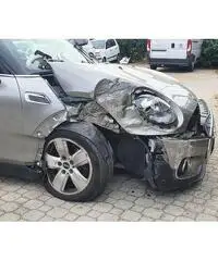 Compro auto incidentate  T 3355609958