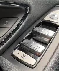 MERCEDES Classe C (W/S205) - 2016