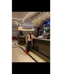 Cerco una donna seria per una relazione seria.