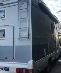 Camper rimor su Ford 2.5 turbo disel 125 cv