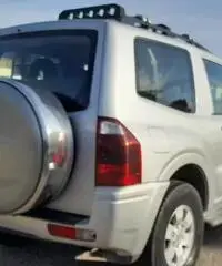 Mitsubishi pajero 2.5tdi uni pro km 150.000