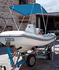 Gommone 4.20 completo di motore e carrello