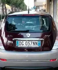 Lancia Ypsilon 1.3 MJT 75CV Platino PELLE BOSE