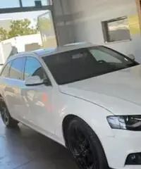 Audi A4 2000 tdi 143cv b8