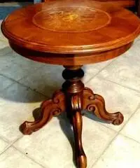 Tavolino intarsiato - Cuneo