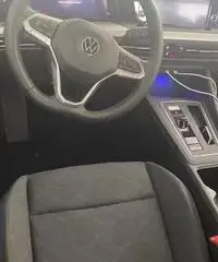 VOLKSWAGEN Golf 8ª serie - 2021