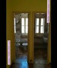 Camaro vicino Posta nuova - Messina